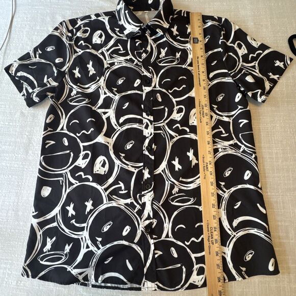 Men's Size Small Button Up Black Party Rave Emojis Shirt - Picture 6 of 7